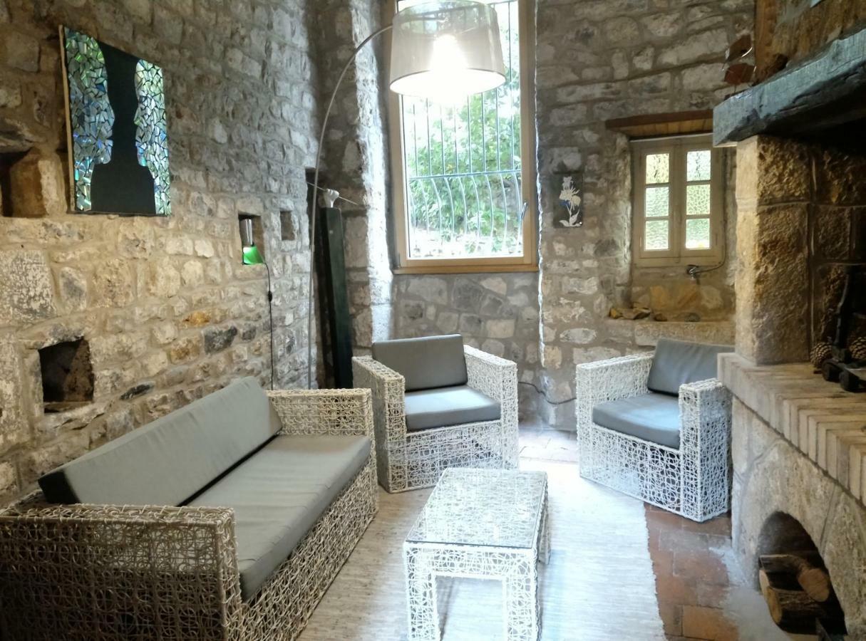 Ermitage De Peyreleau B&B 외부 사진